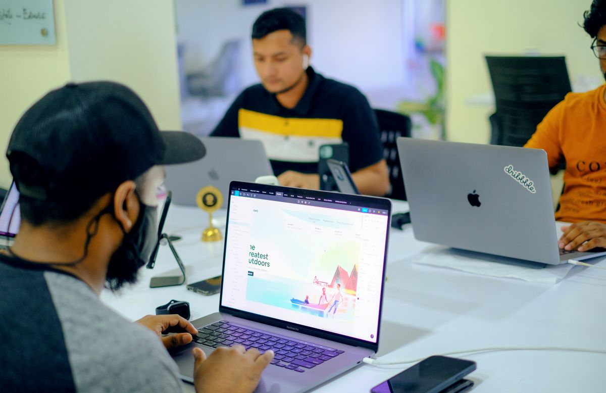 Proses Pembuatan Website Profesional: Apa yang Harus Anda Ketahui